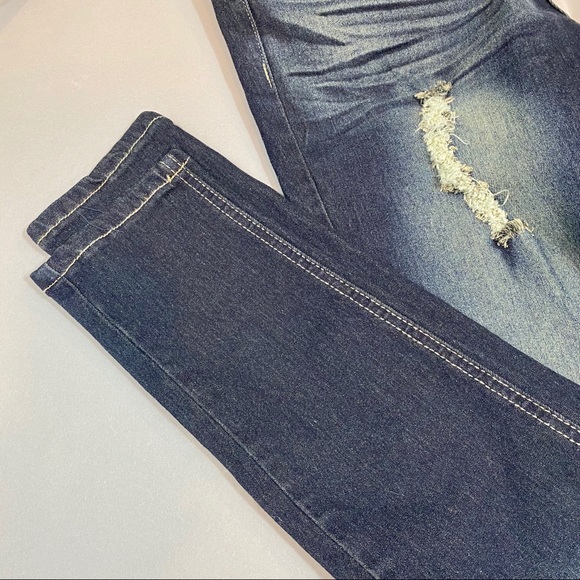 Distressed Skinny Jeans, Women + Juniors - Picture 6 of 7